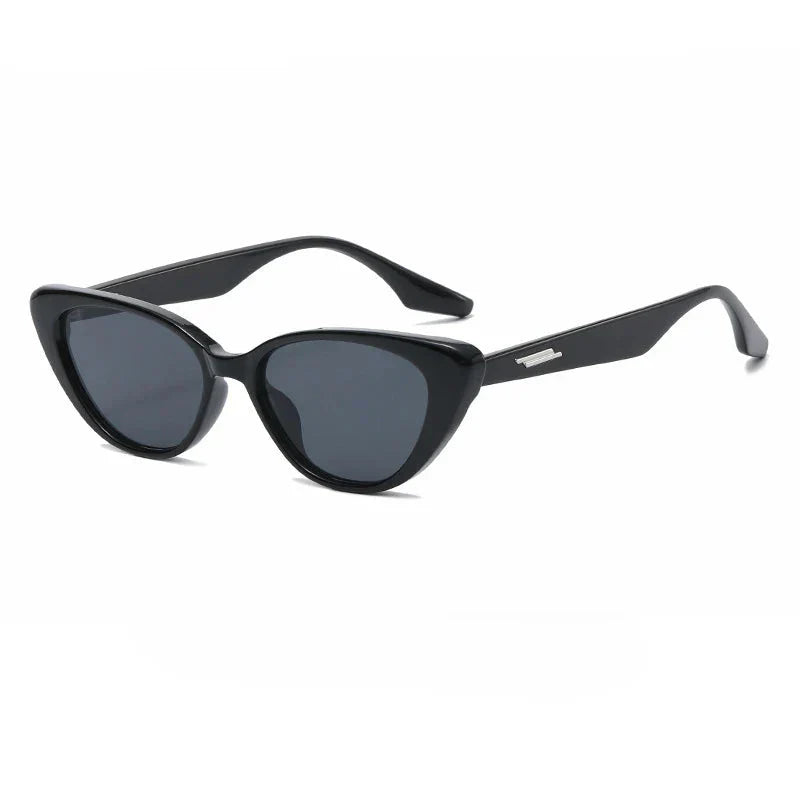 Lunettes Solaires Cat Eye Angulaires Mavina Avec Monture Légère Et Lentilles UV400