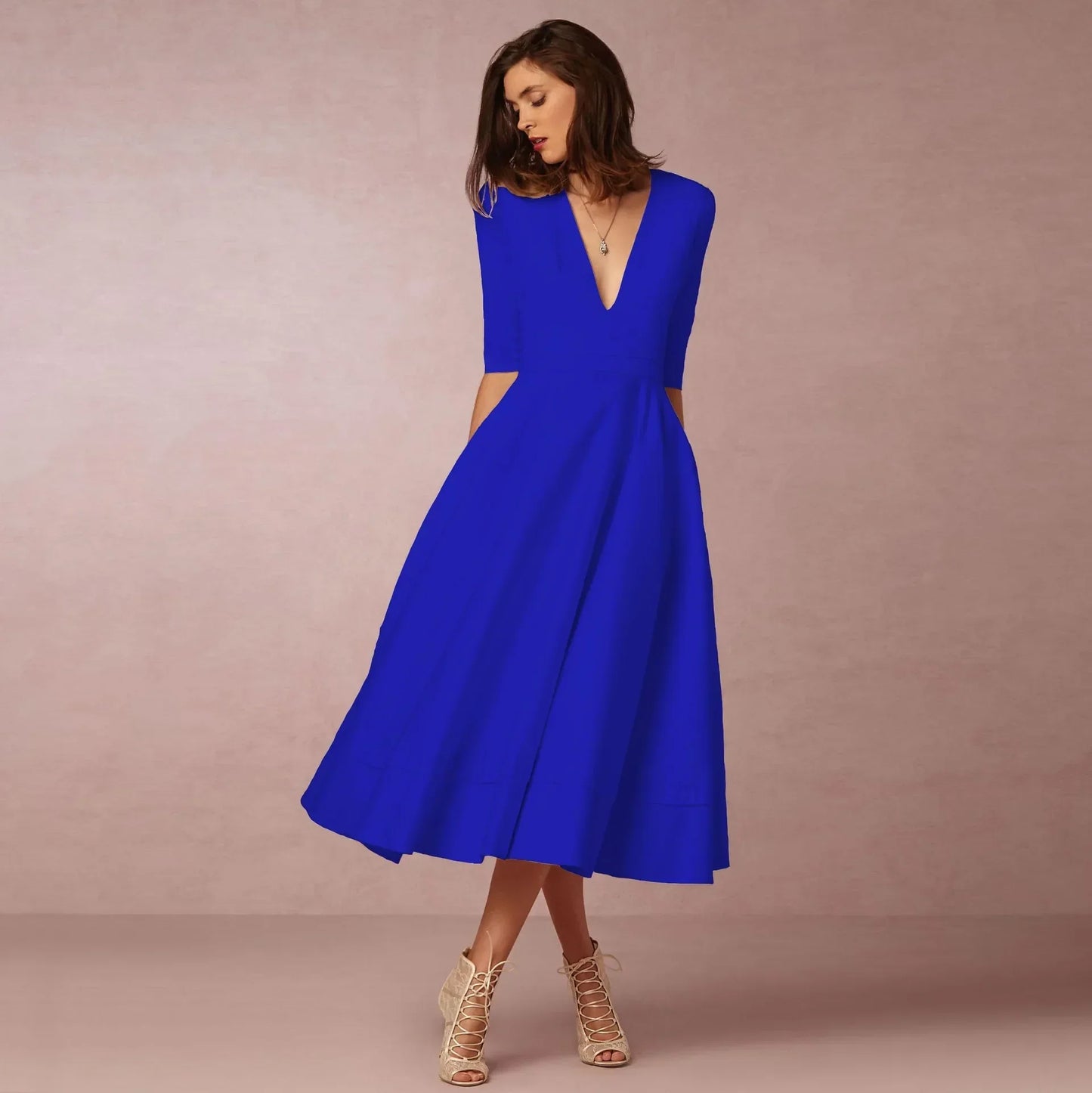 Ulanna: Glamouröse, elegante Prinzessinnenkleider für Damen