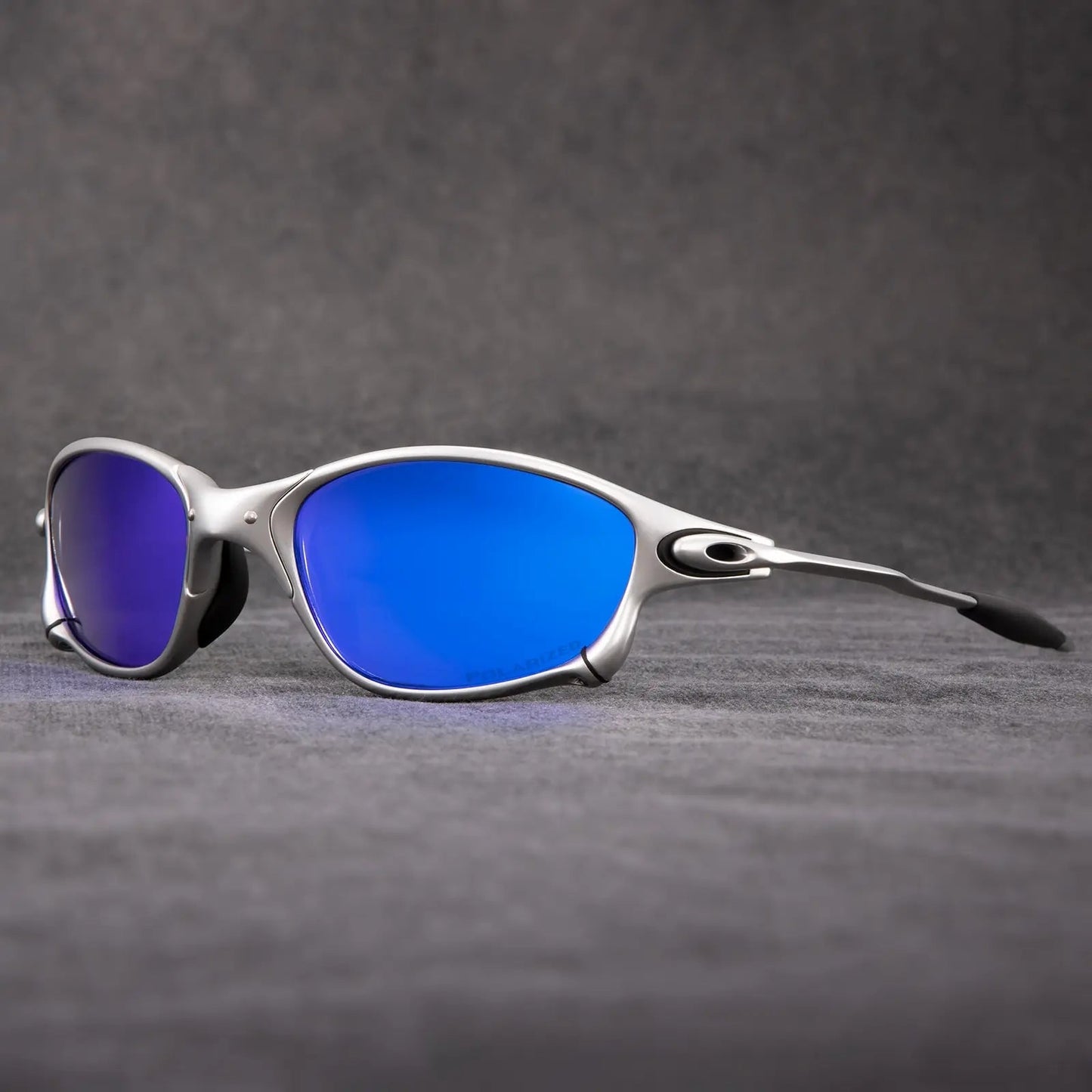 Lunettes De Soleil Polarisées Skyline Avec Montures Noires Mat Et Lentilles Polarisées UV400