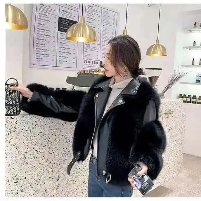 Aini: Moderne, vielseitige Winterjacke