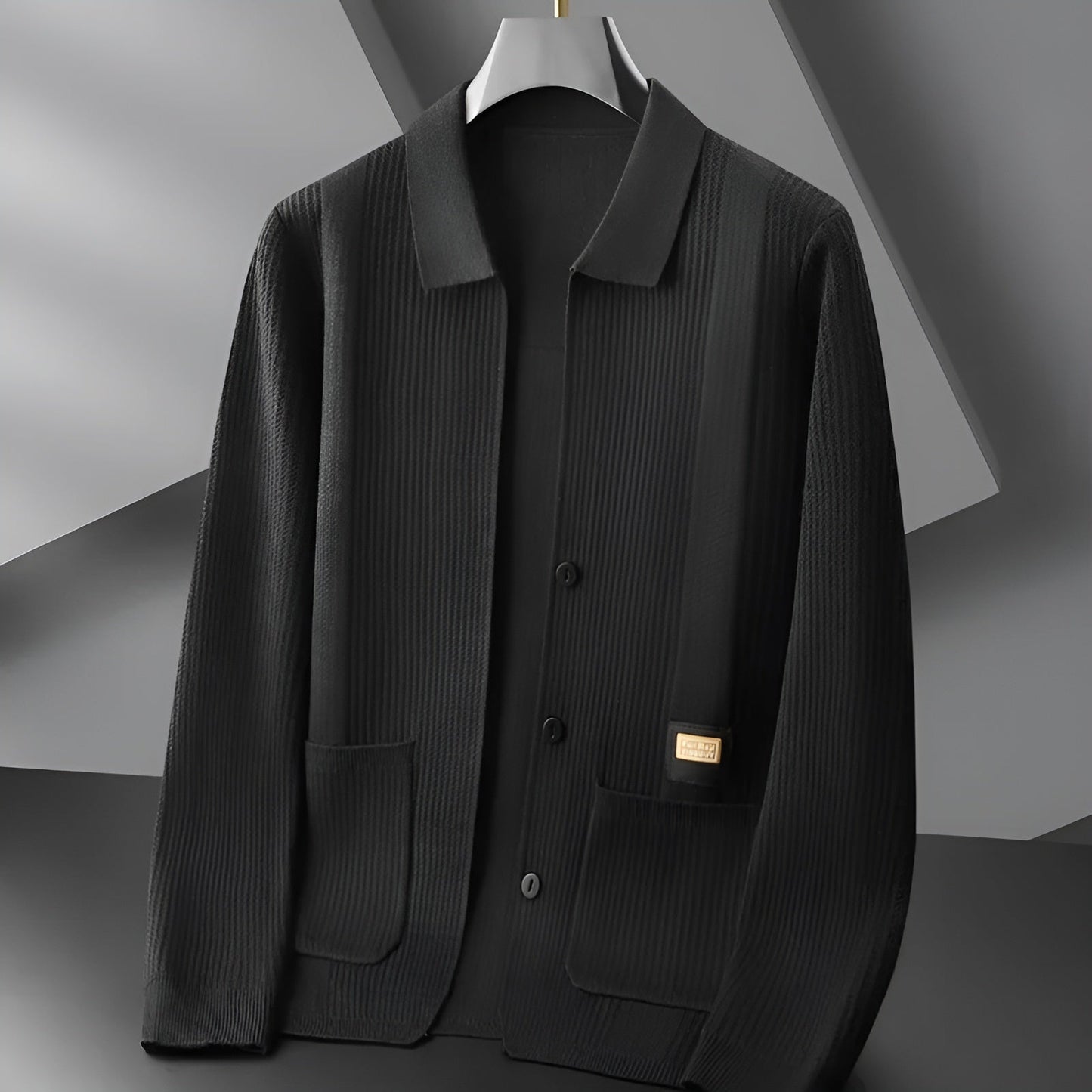 Veste Tricot Cintrée Marcos Hugo Avec Col Revers Pour Une Silhouette Épurée Et Polyvalente