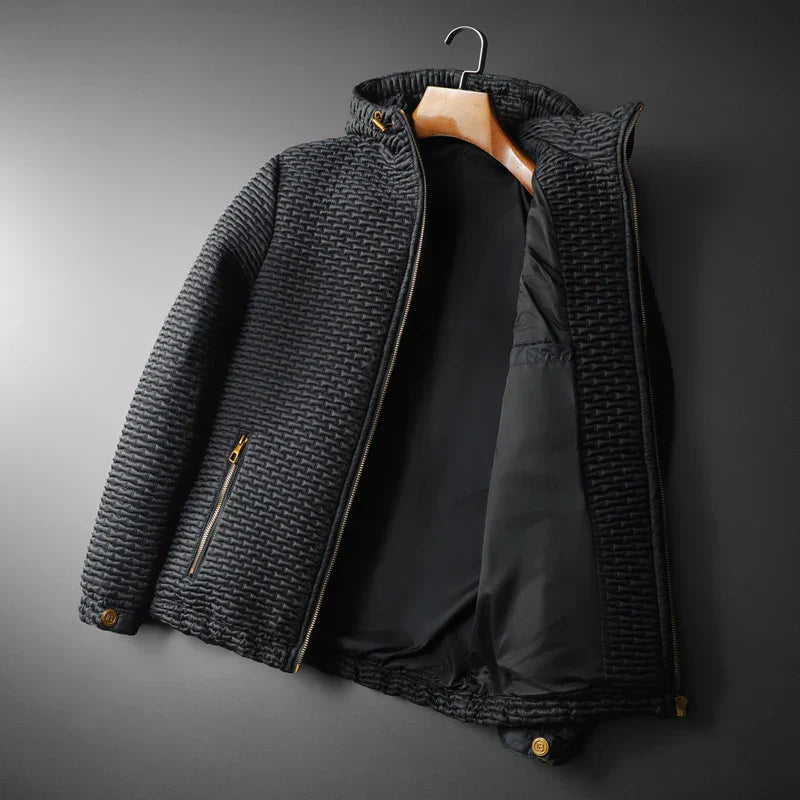 Veste Micro-Quilts Noire À Capuche Avec Doublure En Coton Et Ferrures Dorées Pour Un Look Décontracté