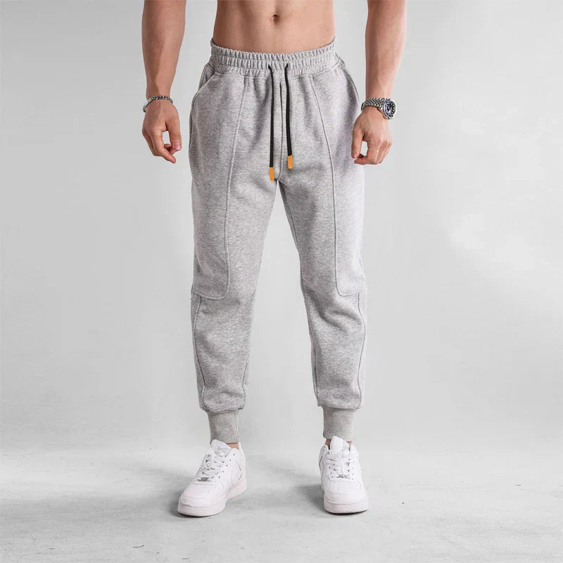 Bequeme Jogginghose für Herren in lockerer Passform