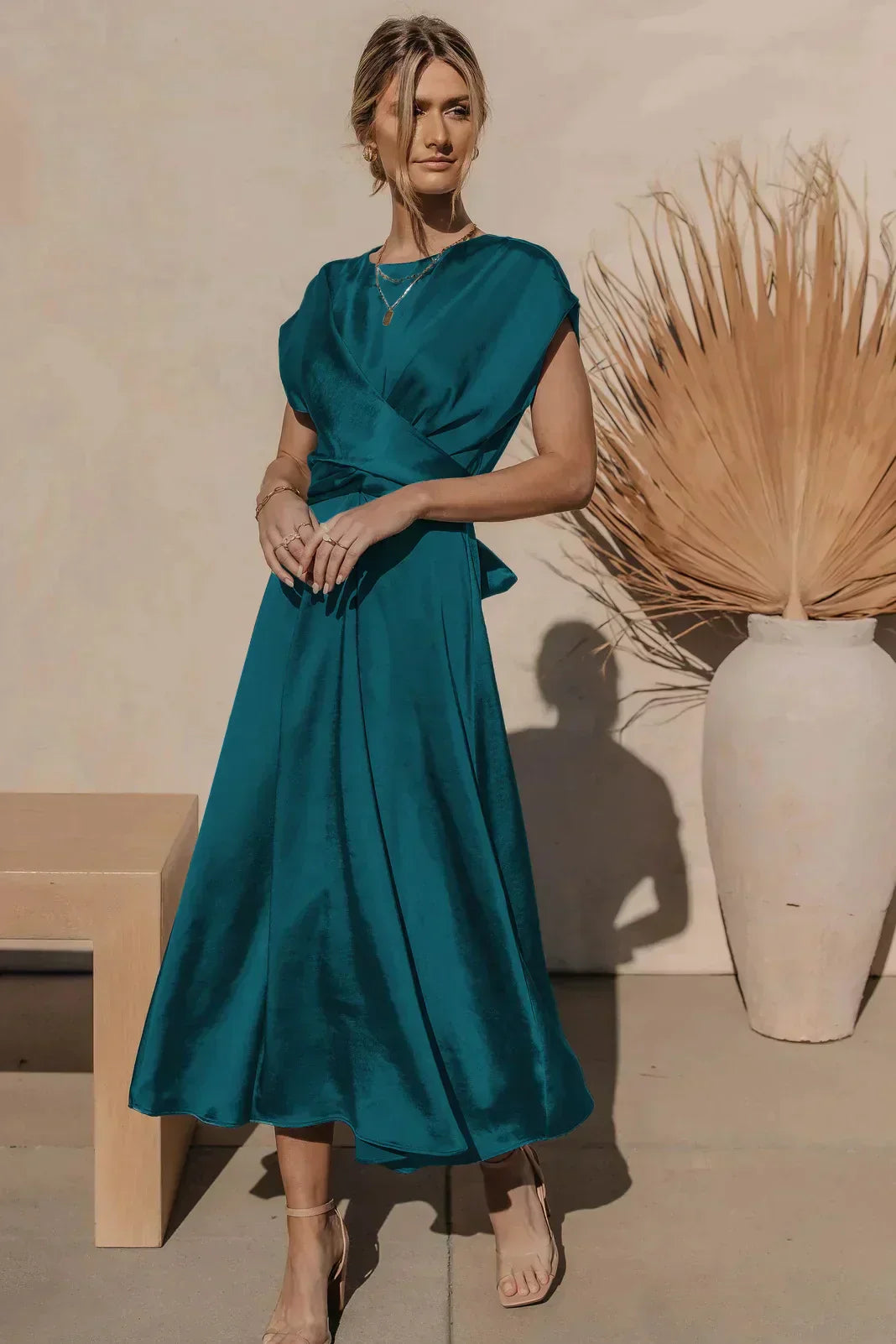 Robe Midi Femme Satinée Décolleté en V Cache Coeur Élégante Ligne A Chic Pour Journées Et Soirées