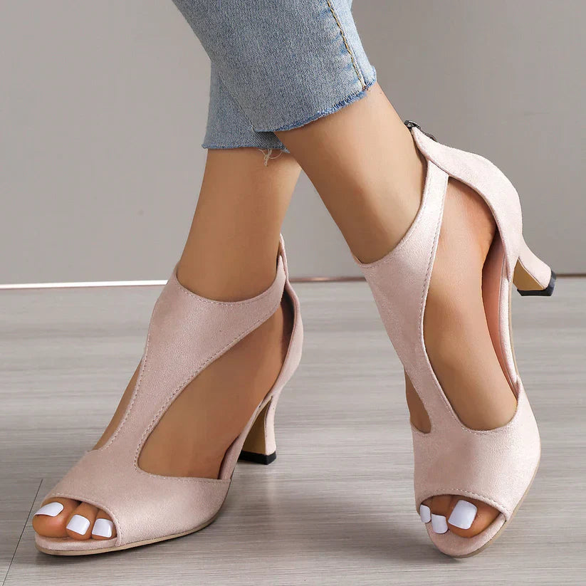 Orthopädische Sandalette mit Absatz von Adele