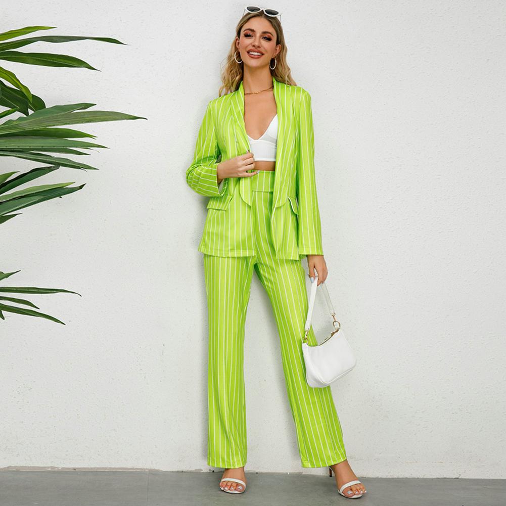 Avelena: Blazer und Hose Anzug mit weiten Hosen, gestreift