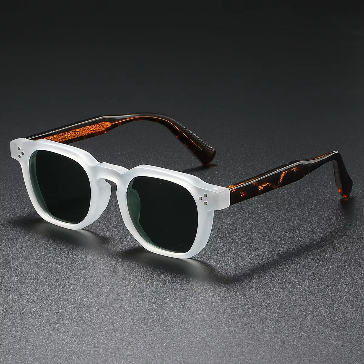 Lunettes De Soleil Rétro Carrées Punk Unisexes Cadre Clair Audacieux Pour Hommes Et Femmes Style Vintage Conduite