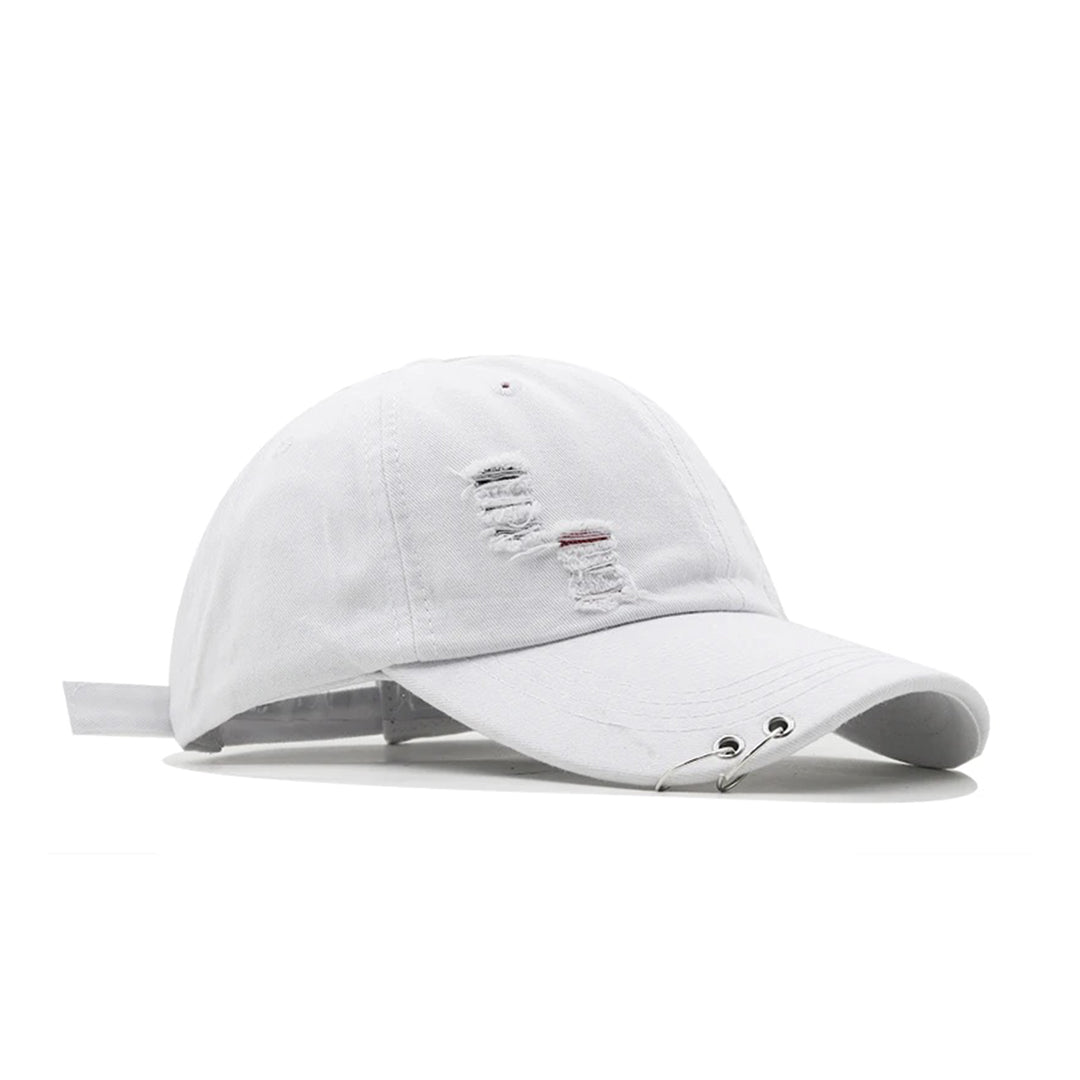 Chapeau Denim Riot Avec Bord Incurvé Percé Et Ferrures Métalliques Réglable En Coton Et Polyester