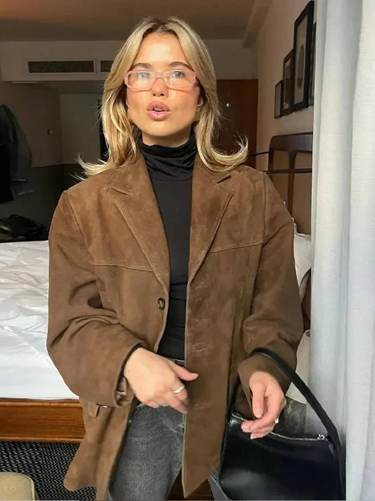 Veste Femme Neutre Épurée Simple Et Élégante Pour Tous Les Jours Design Structuré