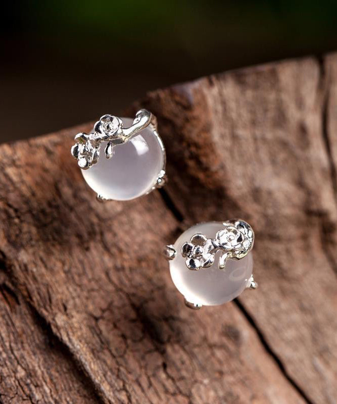 Boucles d'oreilles à tige en argent sterling incrustées de fleurs de prunier de style soie - Amawinc