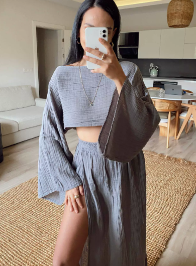 Ensemble Deux Pièces Sylvia En Gazé Mousseline Haut Crop À Manches Larges Jupe Maxi À Fente
