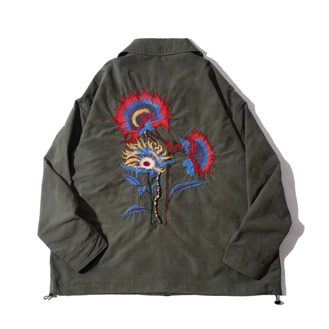 Veste Chemise Longue Brodée De Fleurs Avec Broderie Florale Délicate Et Taille À Cordon Vintage Retro