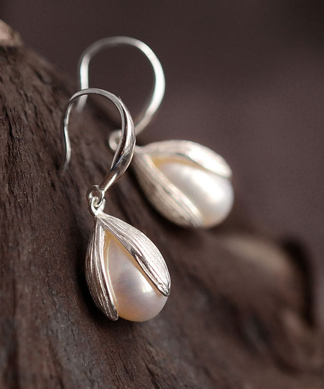 Boucles d'oreilles pendantes uniques en soie, argent sterling et perles - Amawinc
