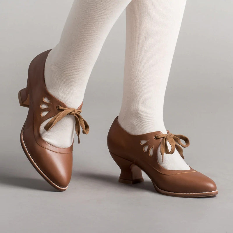 Elegante, orthopädische Damenschuhe von Shelly mit schickem Absatz