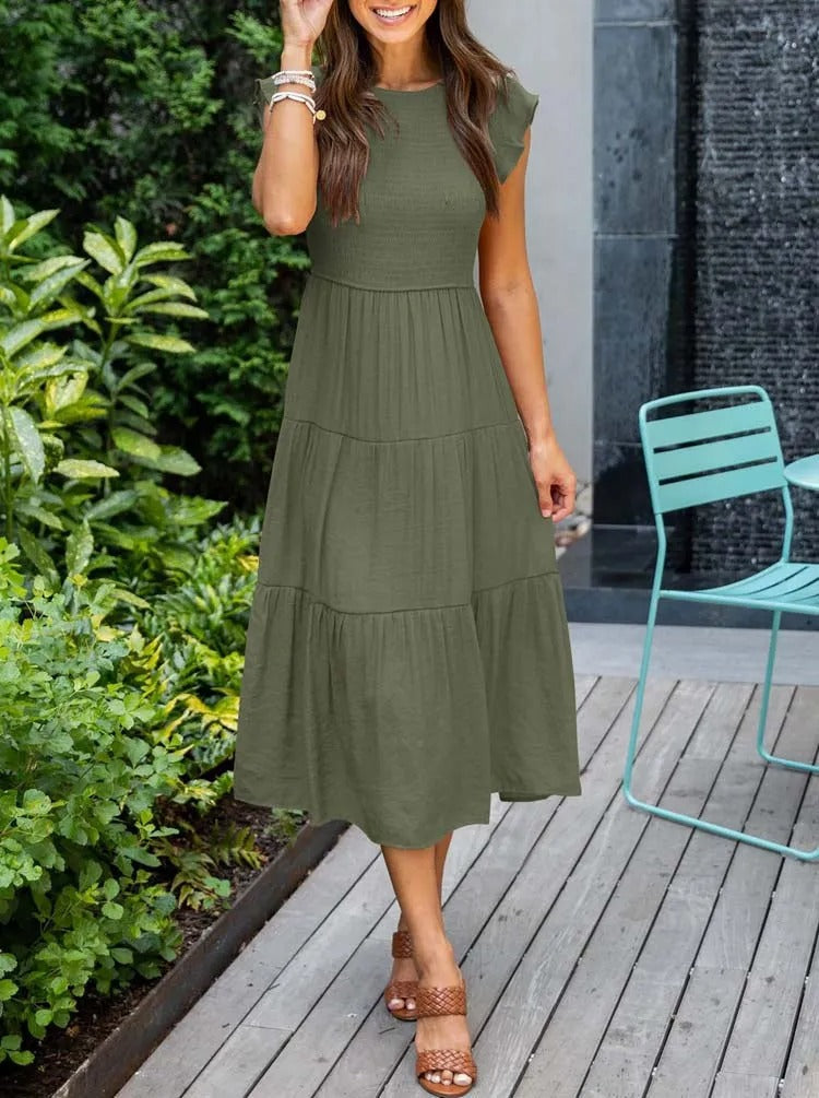 Sommerkleid Vesna: Elegant mit Rüschen und Taschen