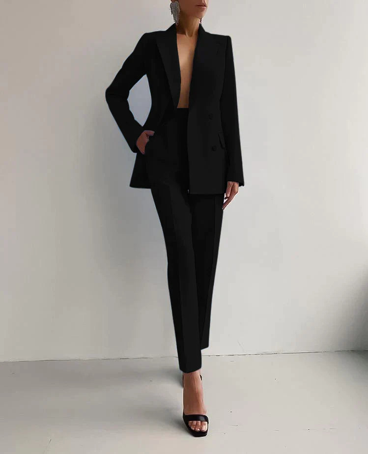 Zweiteiliger Damen-Anzug: Blazer und Bleistiftrock