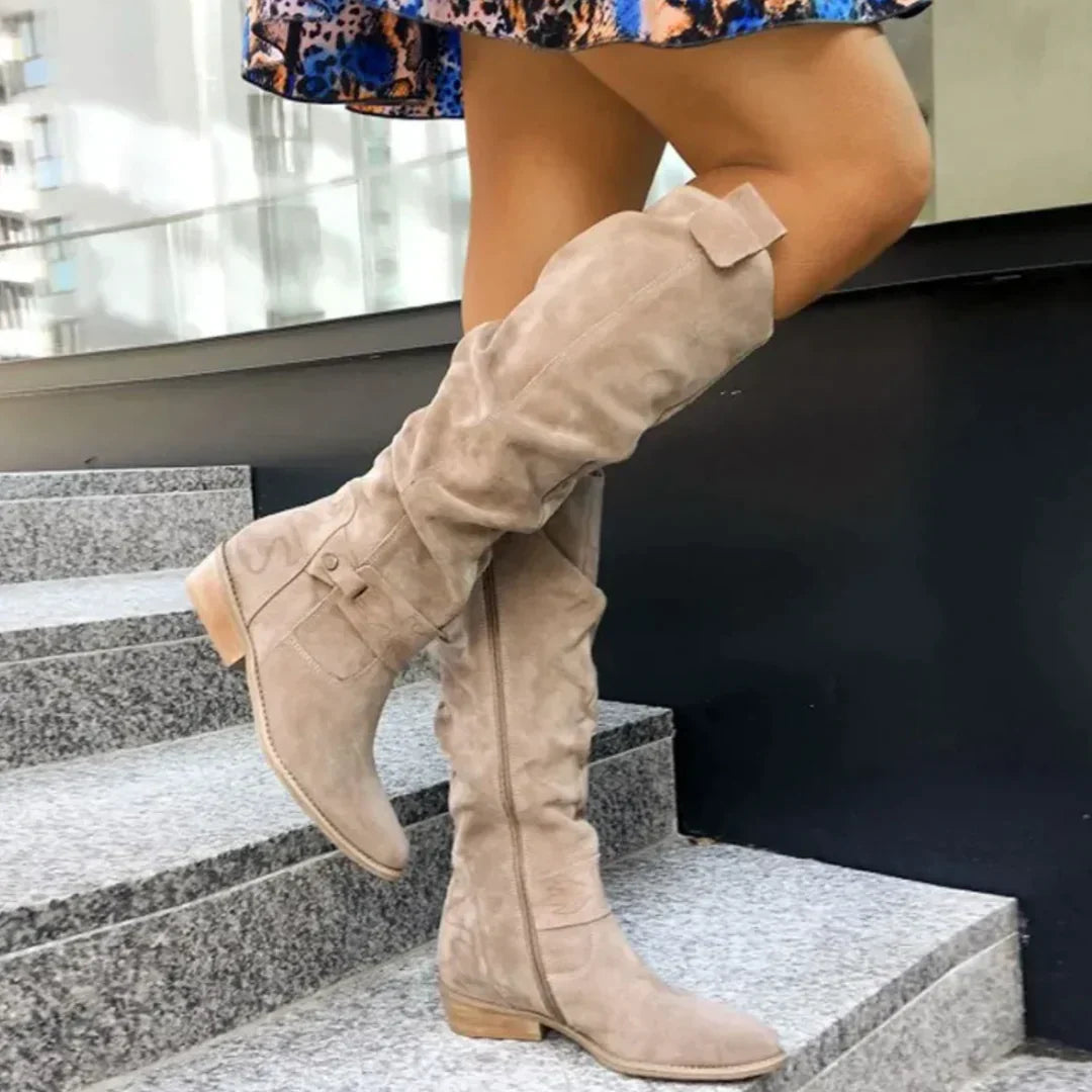 Zuri: Elegante Kniehohe Stiefel