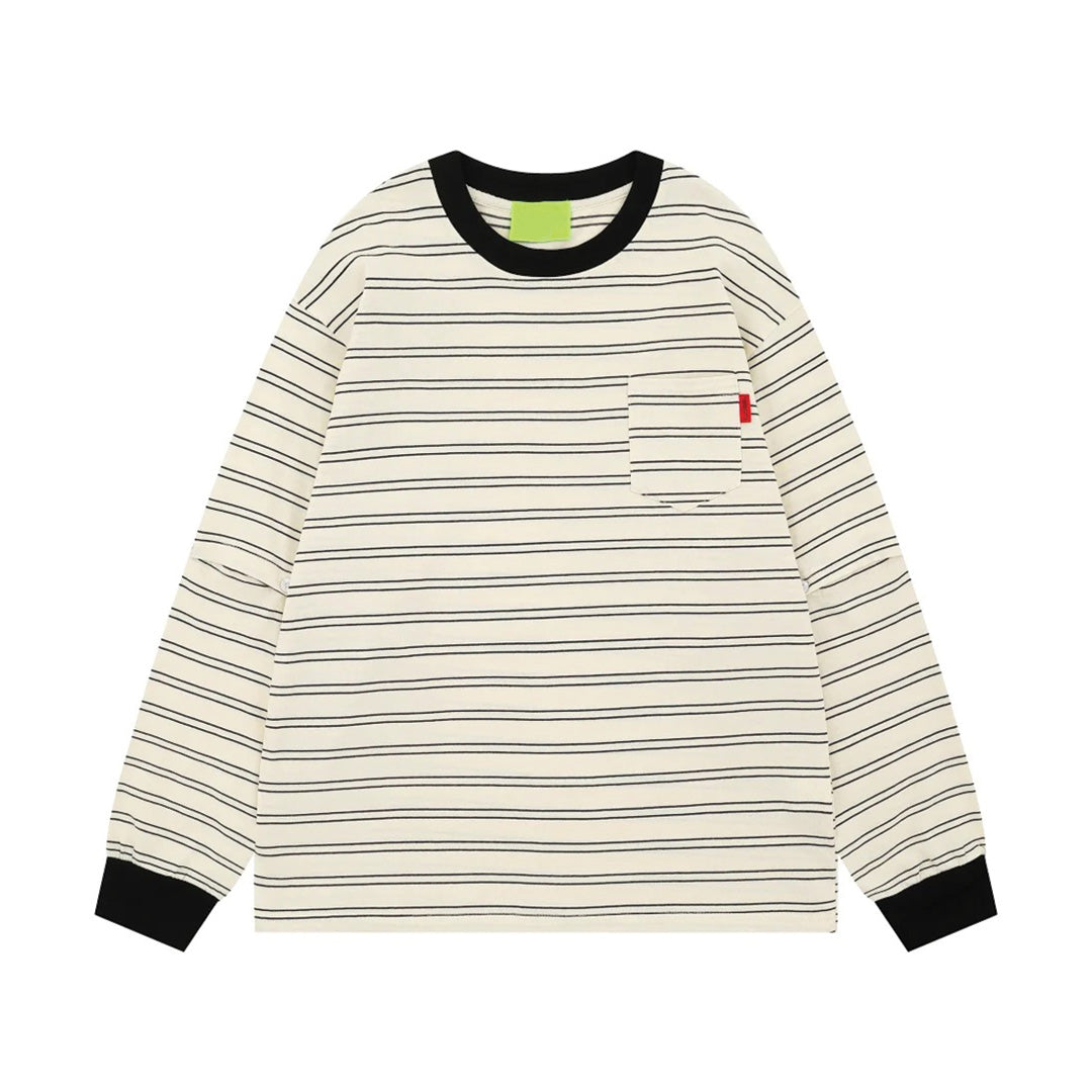 T Shirt À Rayures Fines En Coton Doux Avec Poche Poitrine Et Détail Rouge Pour Une Coupe Décontractée