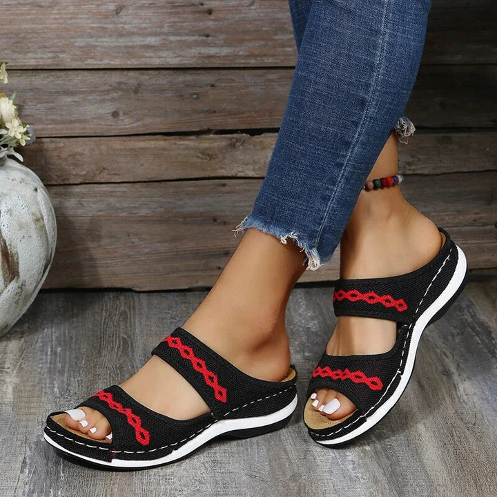 Hannah: Elegante Orthopädische Sandale für den Sommer