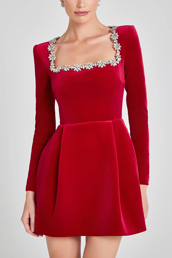 Elegantes A-Linien-Kleid "Natalie" mit Blumenmuster und Strassbesatz