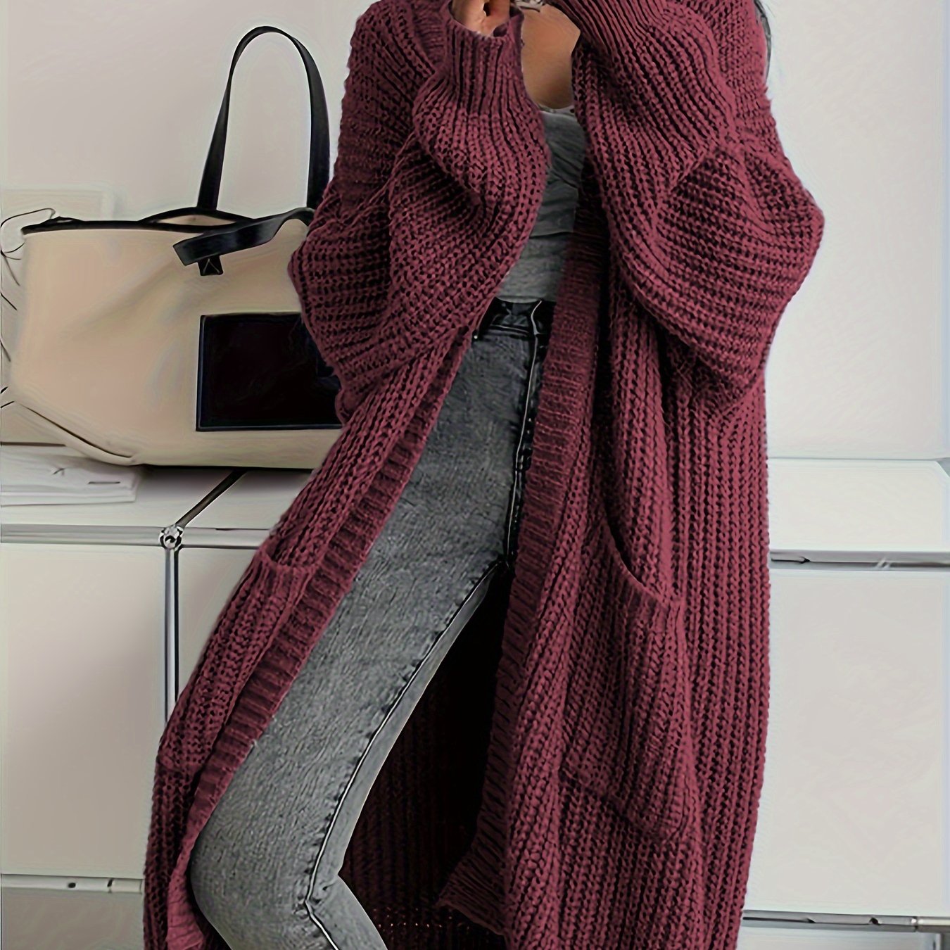 Zita: Lang geschnittener Strickcardigan