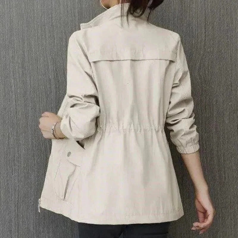 Manteau Trench Léger Taille Ajustable Poches de Rangement Coupe Épurée Fonctionnel