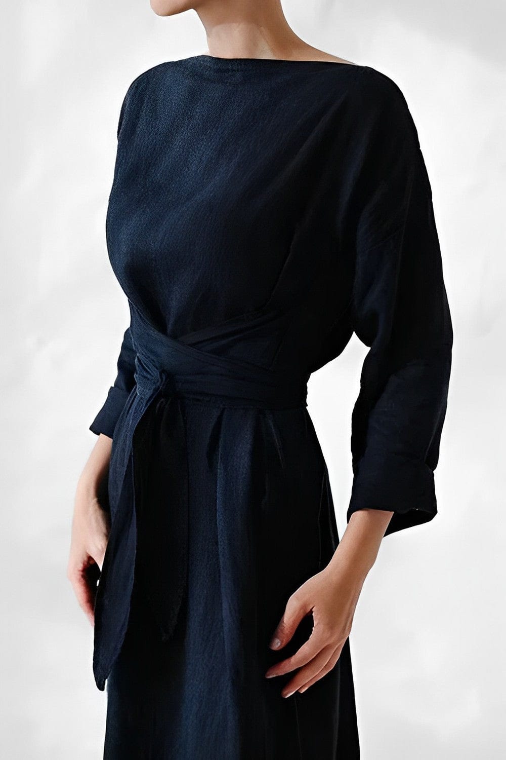 Stilvolles Kleid im künstlerischen Yesenia-Stil