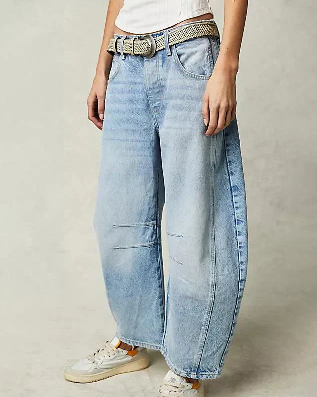 Adeline Damenjeans mit mittelhoher Leibhöhe und Barrel-Bein