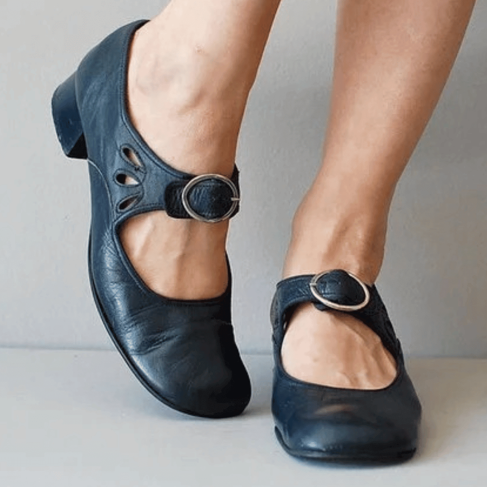Komfortable orthopädische Ledersandalen für den Sommer