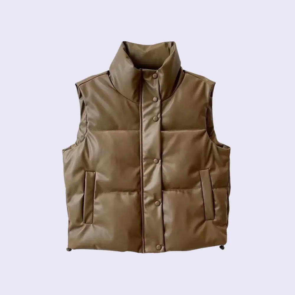 Gilet Matelassé En Faux Cuir Maya Avec Col Debout Et Zip Coupe Courte Et Ajustée Pour Un Look Tendance Et Moderne