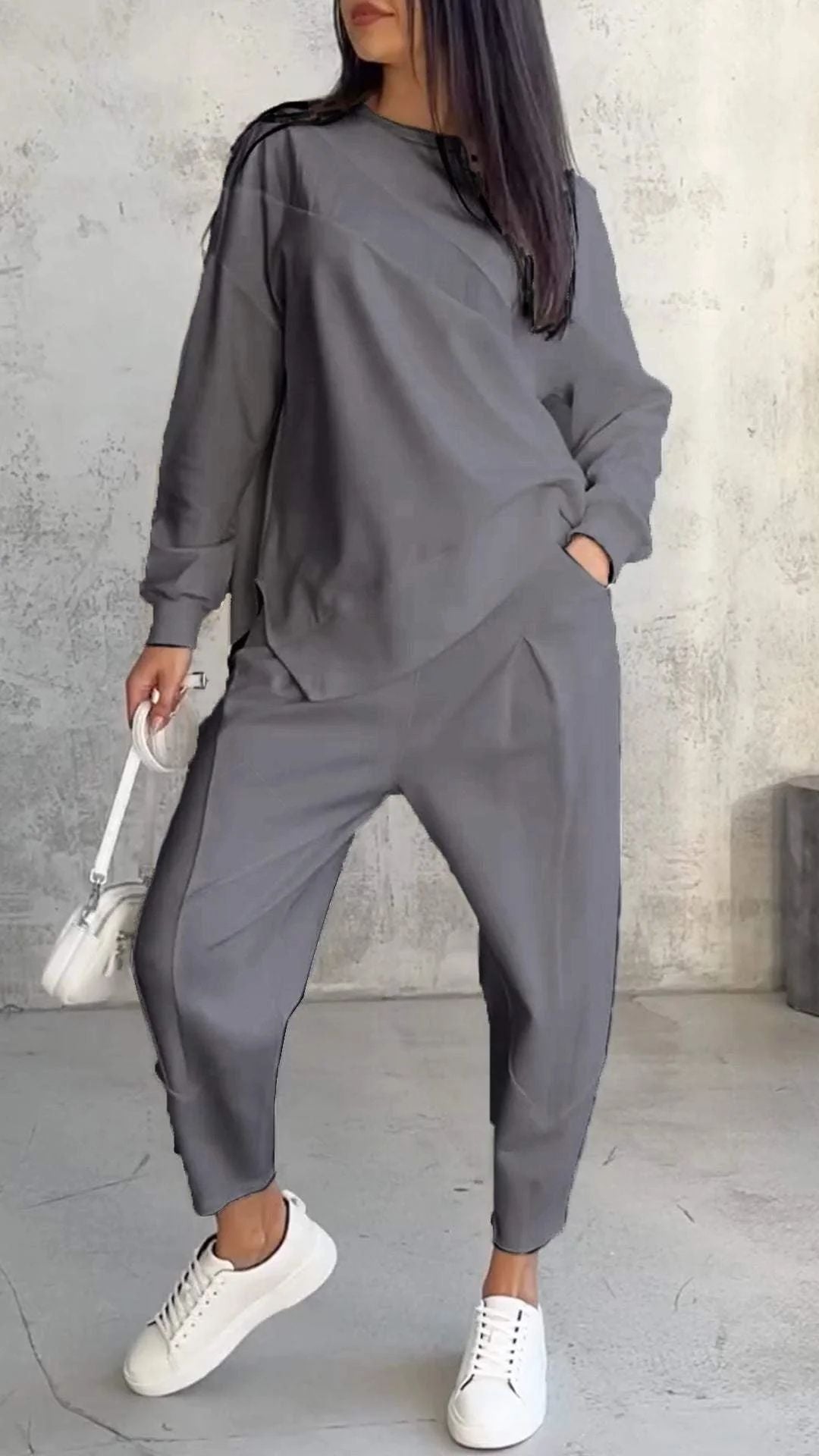 Zweiteiliges Damen-Set: Pullover und Hose - Dietlind