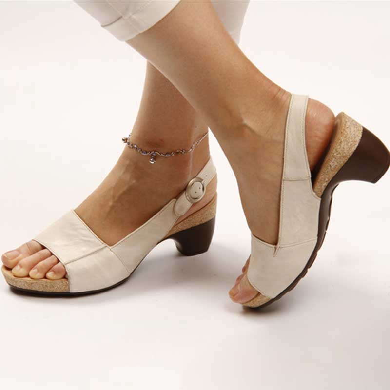 Karen: Orthopädische Sandaletten mit Absatz