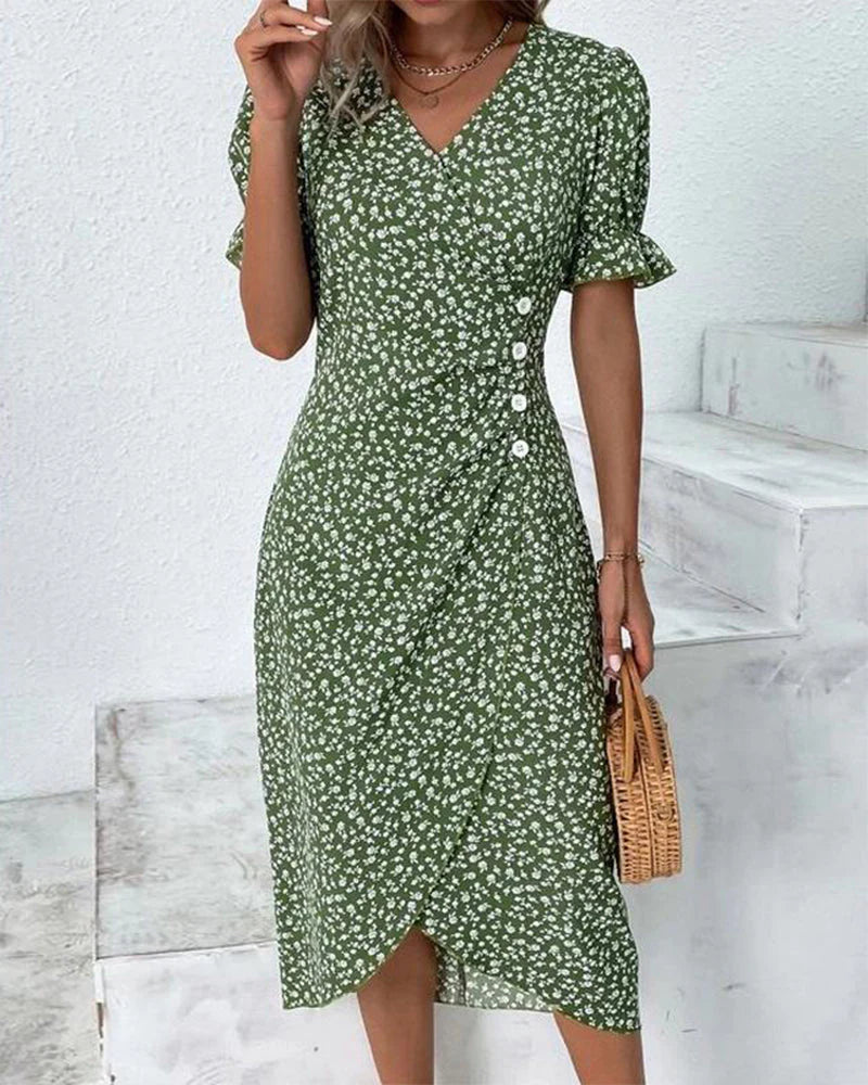Robe Midi Portefeuille Élégante Bleue À Fleurs Evelyn Amawinc Silhouette Flatteuse Confort Estival Pour Été Parfaite
