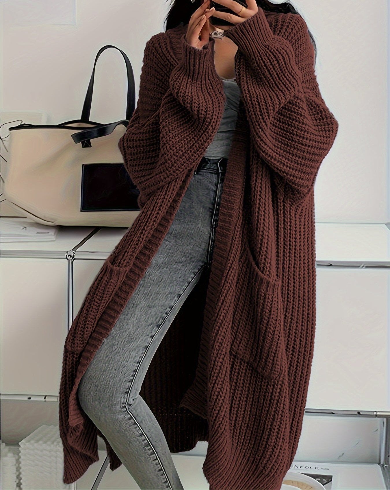 Zita: Lang geschnittener Strickcardigan