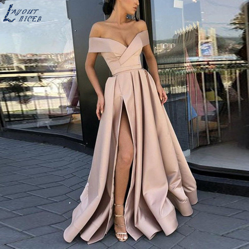 Fudus Satin Kleid mit tiefem V-Ausschnitt, mehrfarbig und glamourös