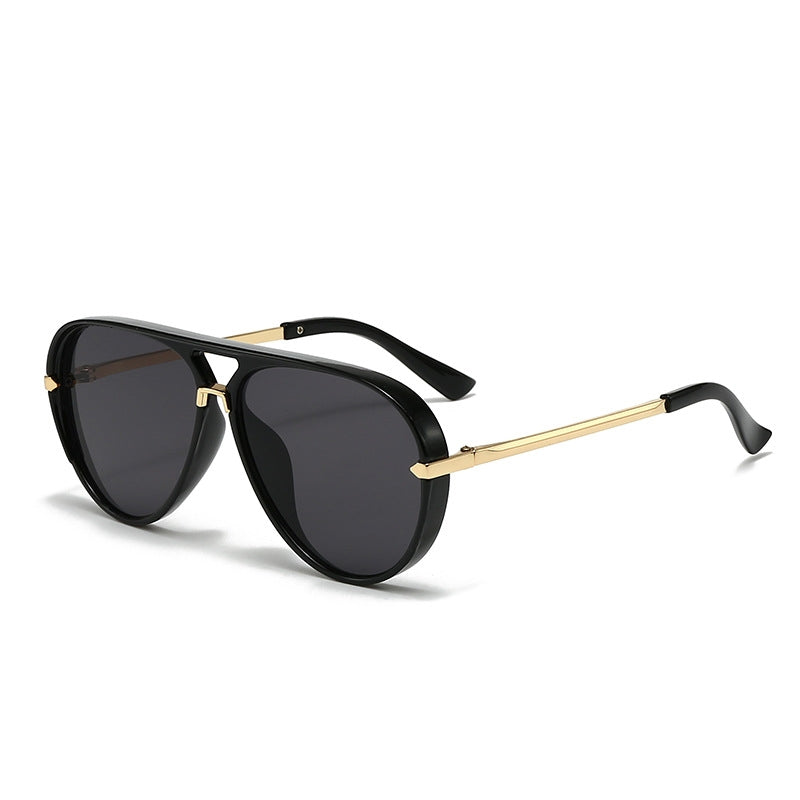 Lunettes De Soleil Aviateur Années 70 Deadstock Avec Lentilles Dégradées Et Monture Acétate Sculpté Et Bras Métal Doré