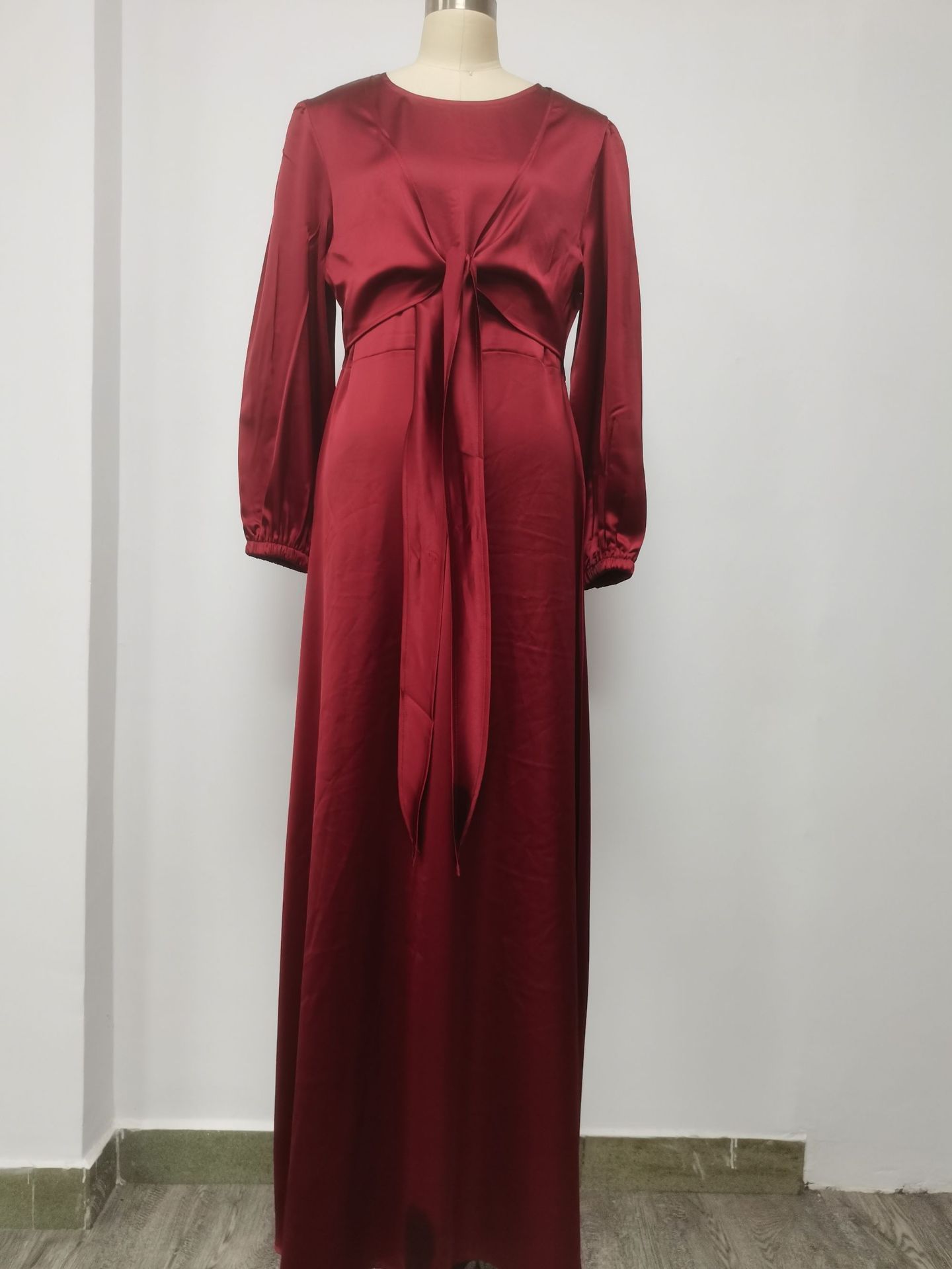 Satin Kaftan für muslimische Frauen von Fudus