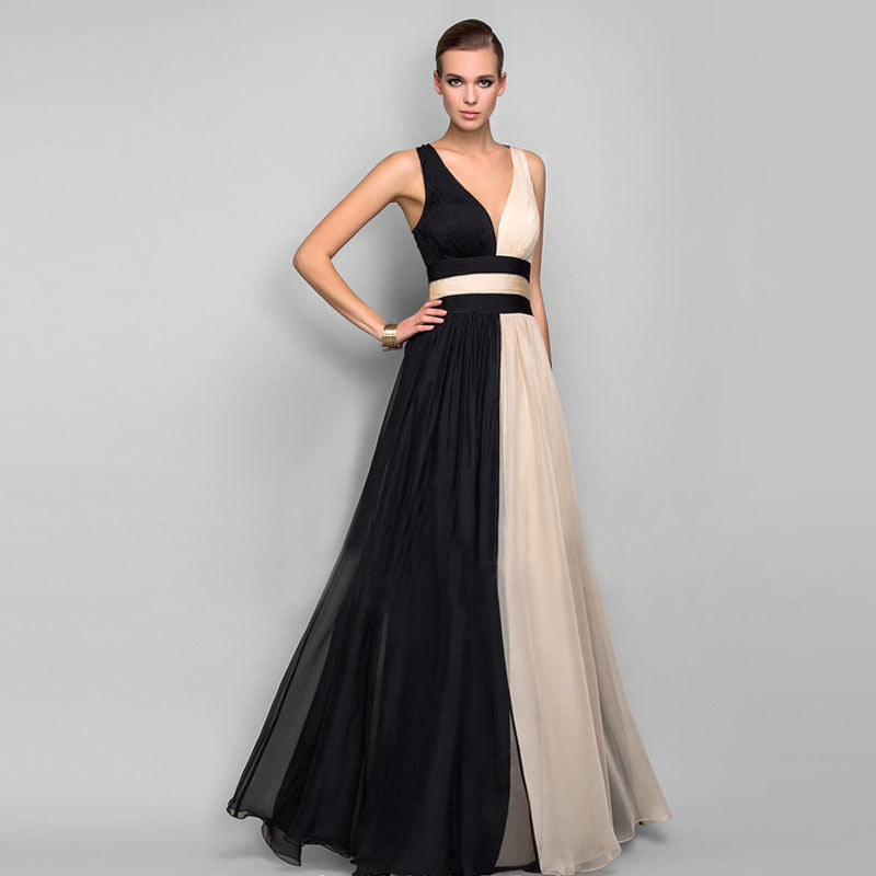 Elegantes Farbkleid mit V-Ausschnitt und offenem Rücken von Fudus