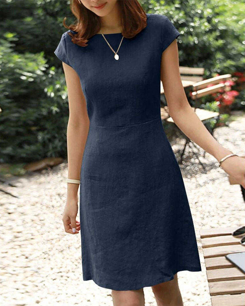 Leichtes Kleid mit zarten Ärmeln