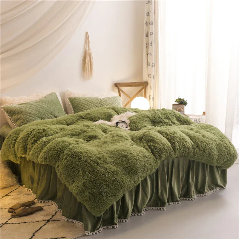 Ensemble Housse de Couette Peluche Contemporaine Avec Taies d Oreiller Quiltées Très Douces