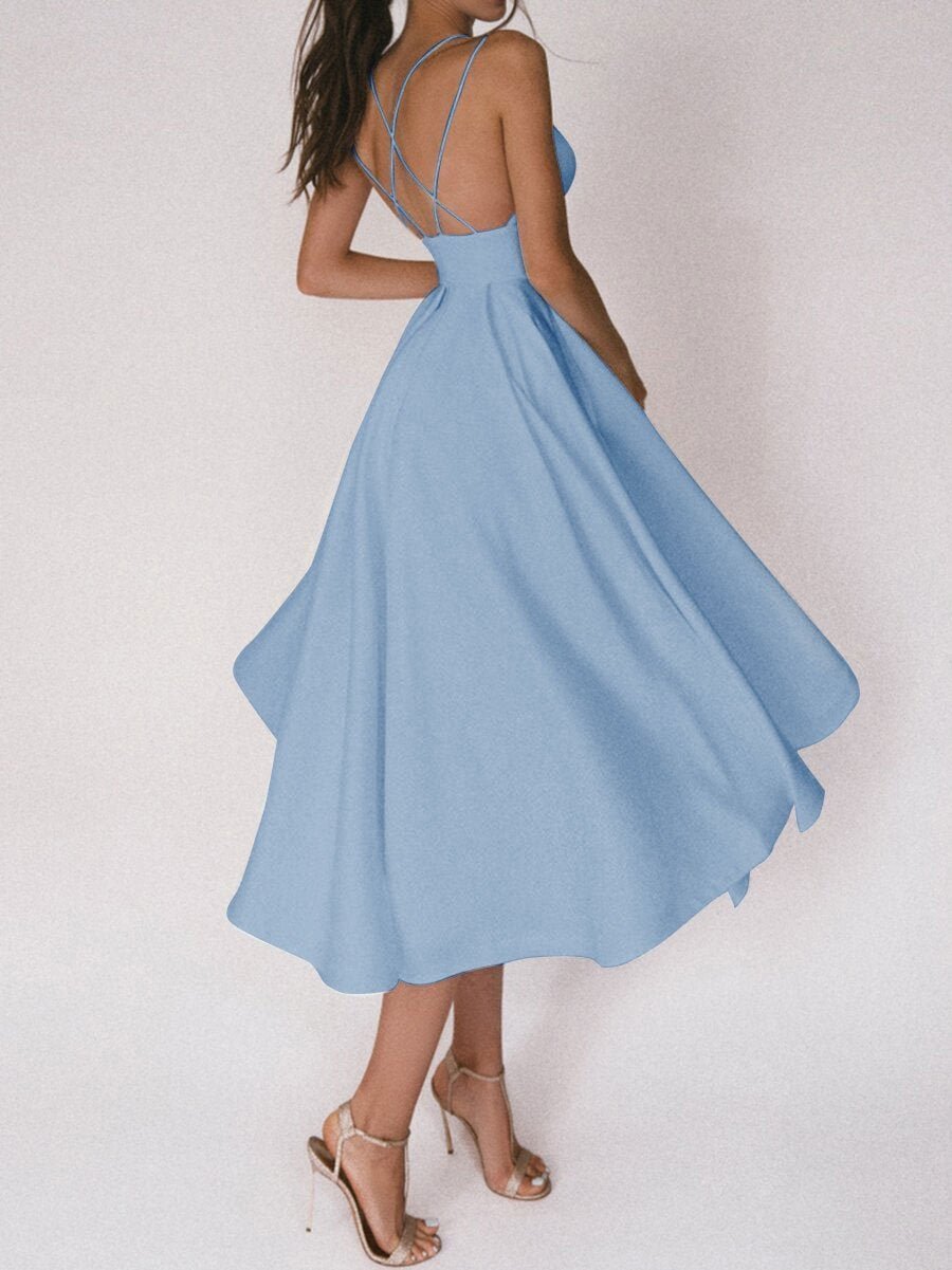Joana-Kleid: V-Ausschnitt und Träger