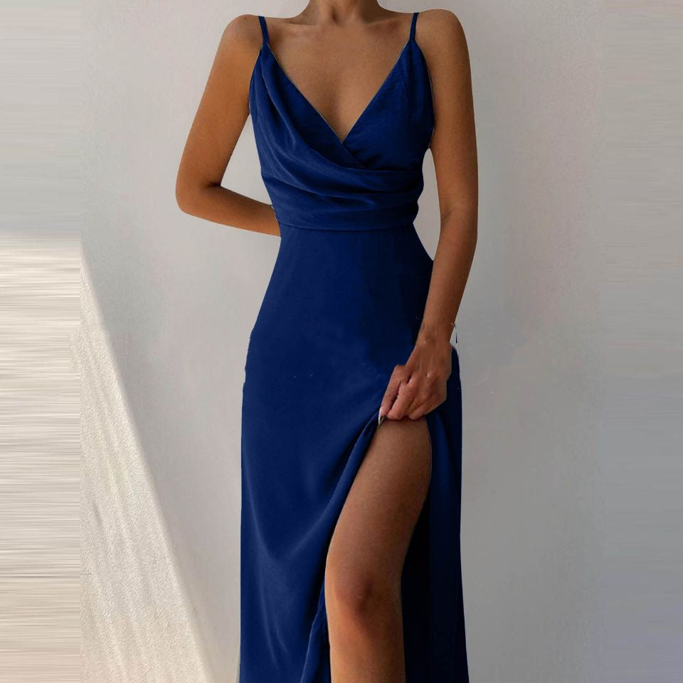 Gedrucktes Heidi-Kleid mit V-Ausschnitt und Schlitz