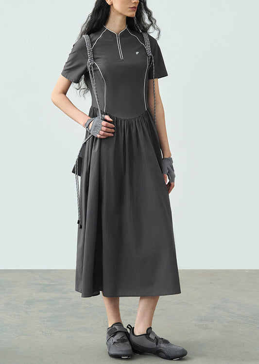 Robe d'été gris foncé à col montant et plis froissés 2025 - Amawinc