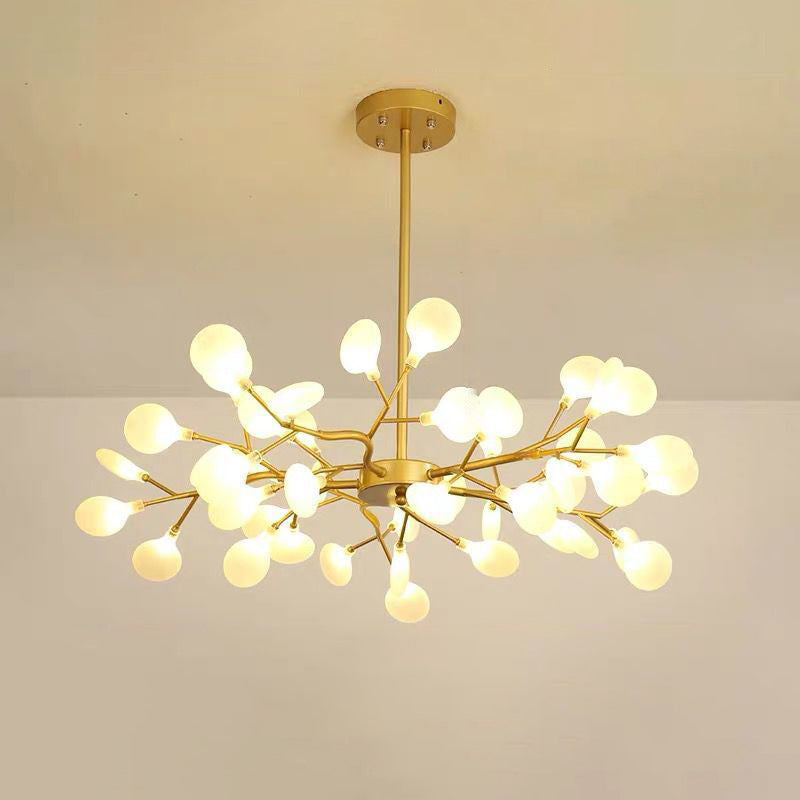 Schlichter Kronleuchter im Glühwürmchen-Design