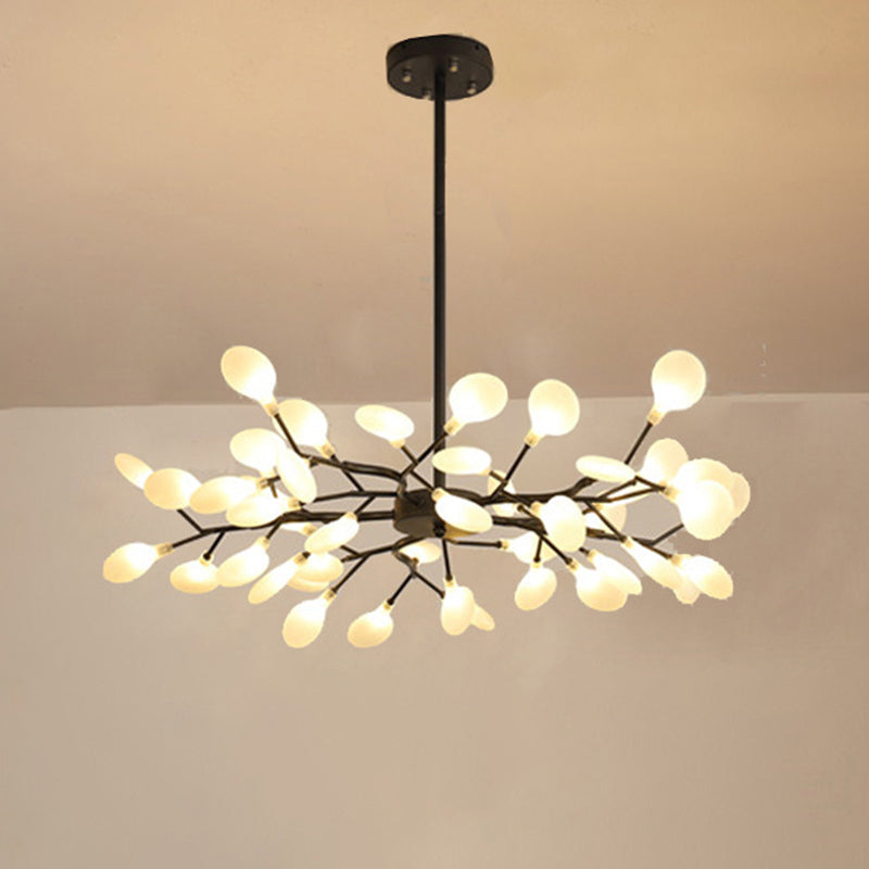 Schlichter Kronleuchter im Glühwürmchen-Design