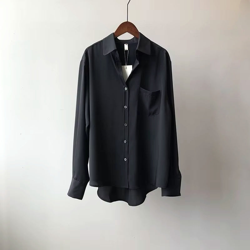 Blouse Lunor Charmeuse Fluide Léger, Élégance Intemporelle, Confiance et Attitude au Quotidien