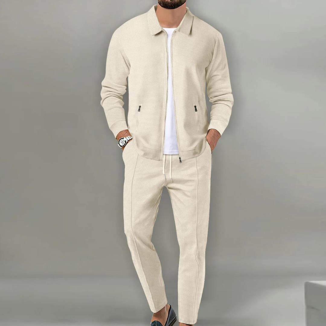 Stylish Two-Piece Suit for Men: Jacket and Trousers