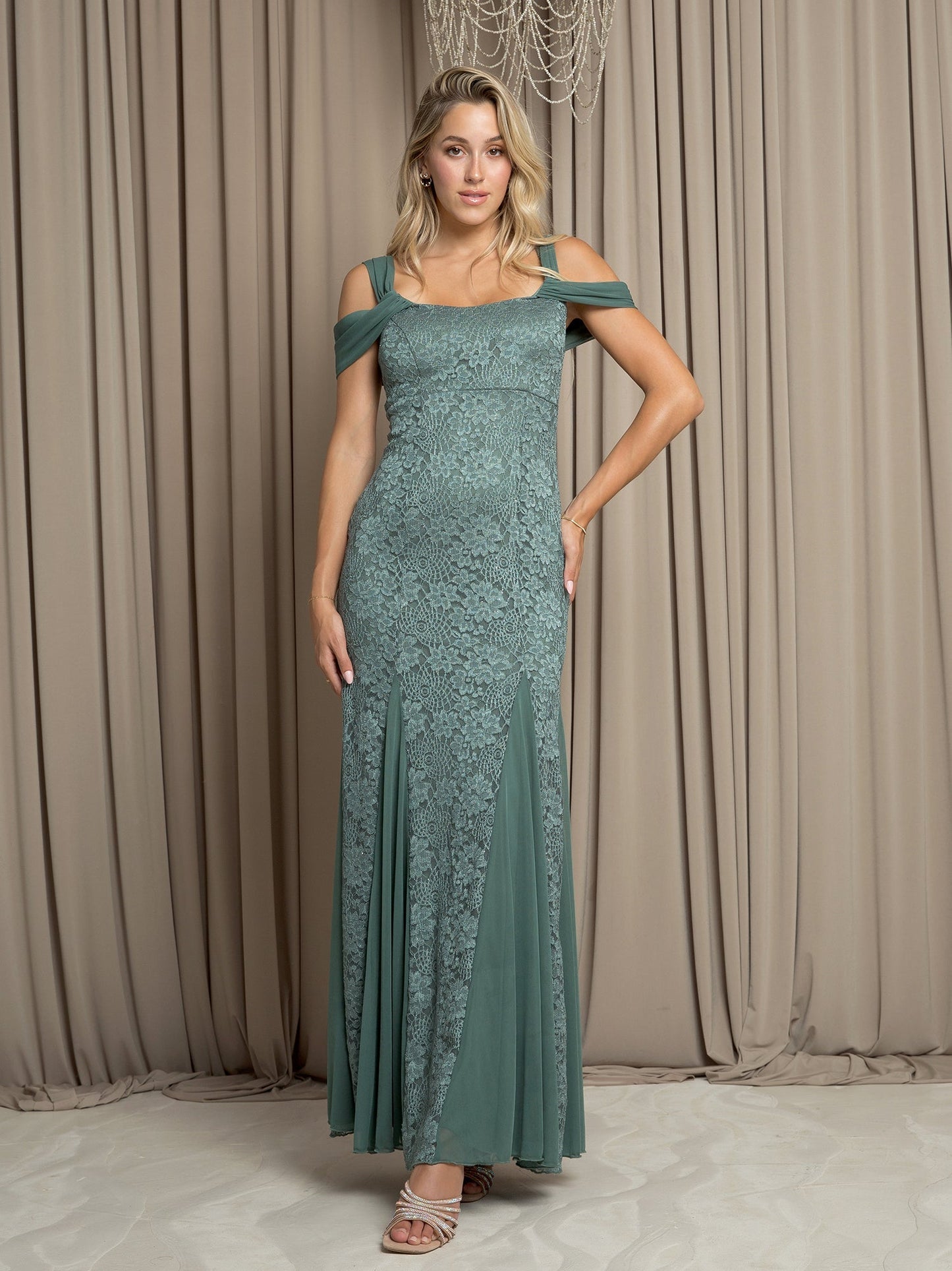 Robe De Soirée Longue Eva Fashion 3475 À Paillettes Avec Dentelle Étincelante Et Épaules Dénudées Jupe À Godets