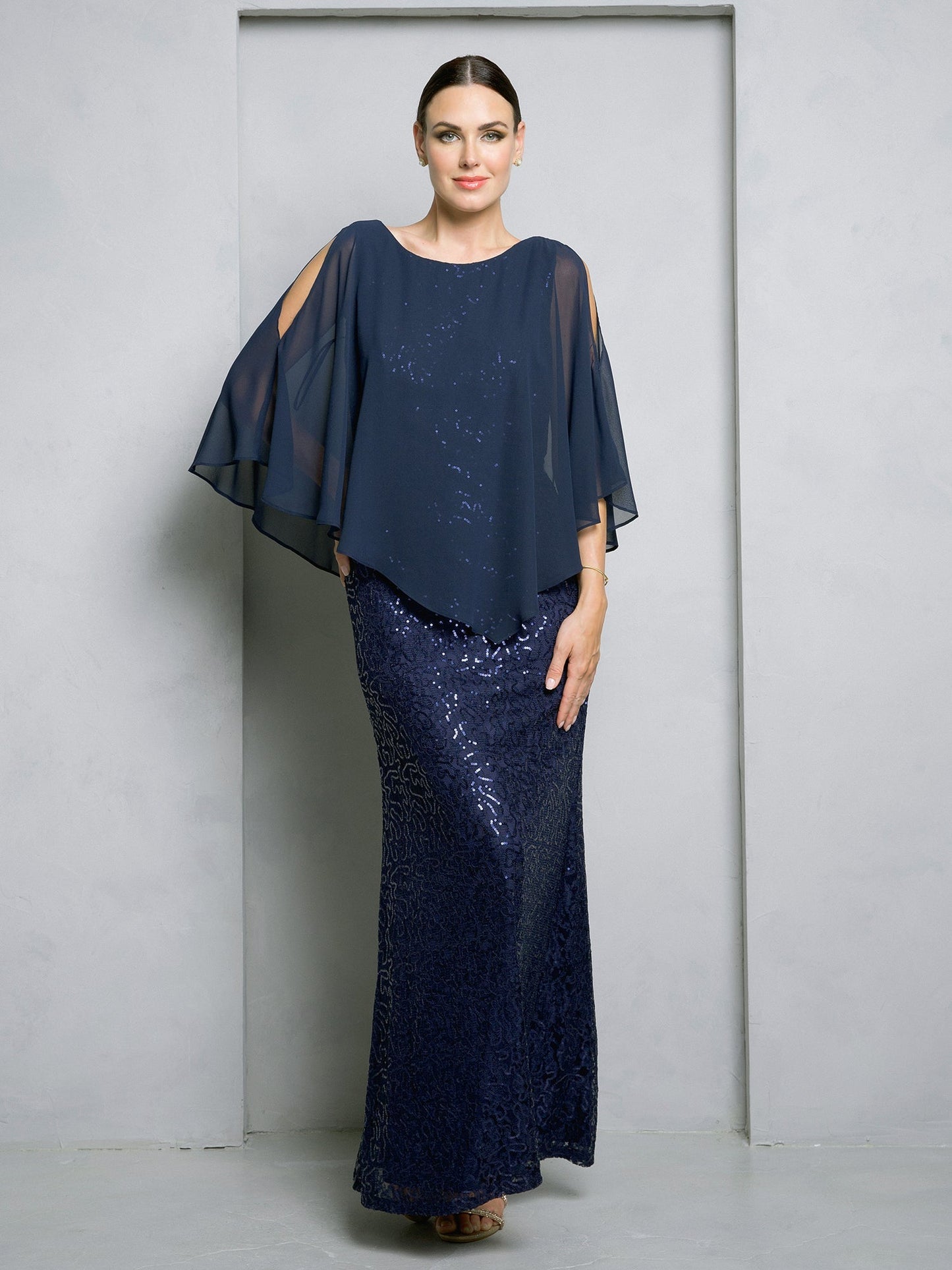 Robe Cape Longue Pour Mère De La Mariée Eva Fashion 3496 Élégante Avec Dentelle À Sequins Et Raffinée Pour Occasions