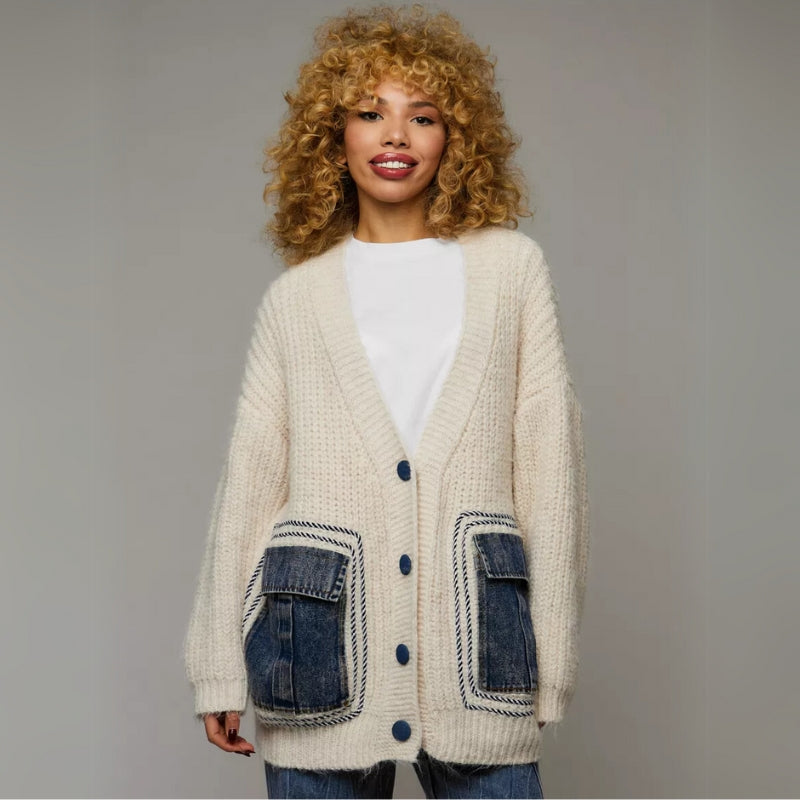 Cardigan Marone Oversize En Tricot Chaud Avec Poches Denim Rugueuses Pour Look Urbain Et Confortable